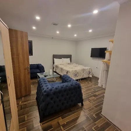 Ata Aparthotel
