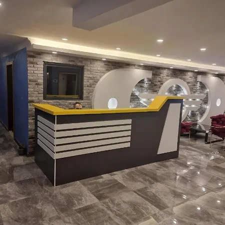 Ata Aparthotel *