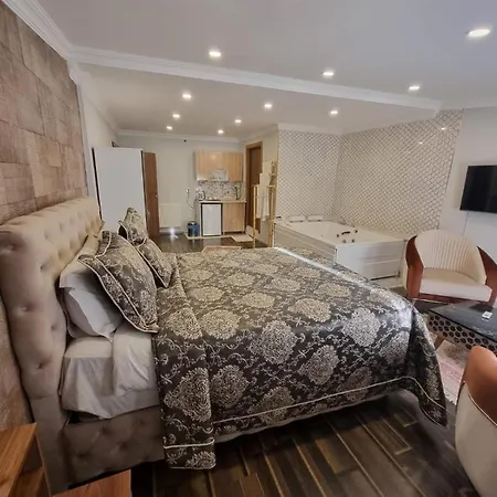 Aparthotel Ata *